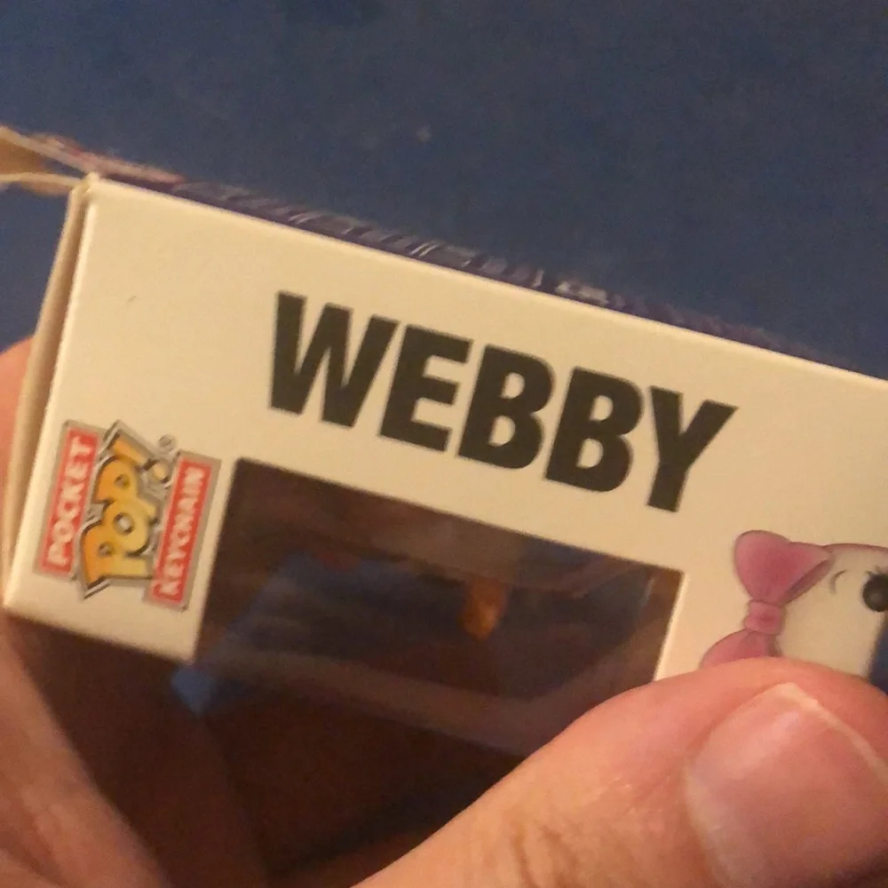 Webby POP! Keychain - Picture 2 of 3